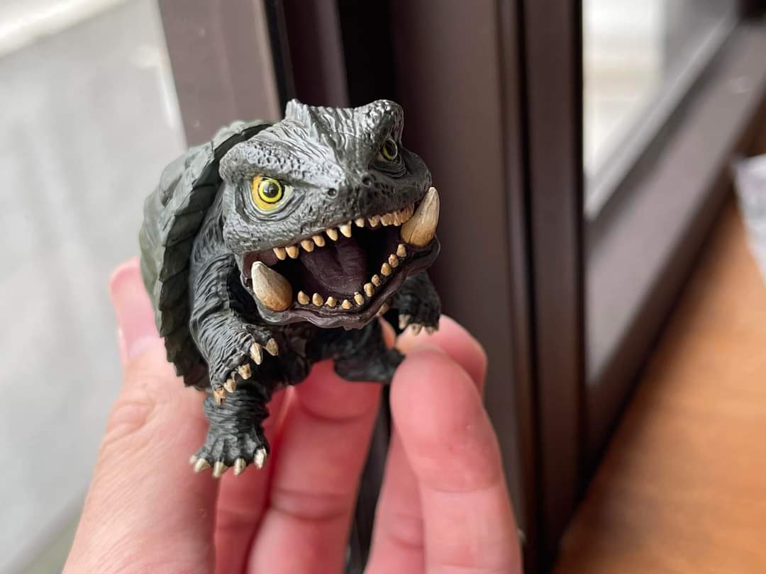 EZHobi Eggmon Gamera Box of 18 including secret figures – GForever