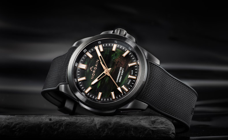 DESIGN CLINIC /幻獣モチーフのデザイン時計 DESIGN CLINIC /幻獣