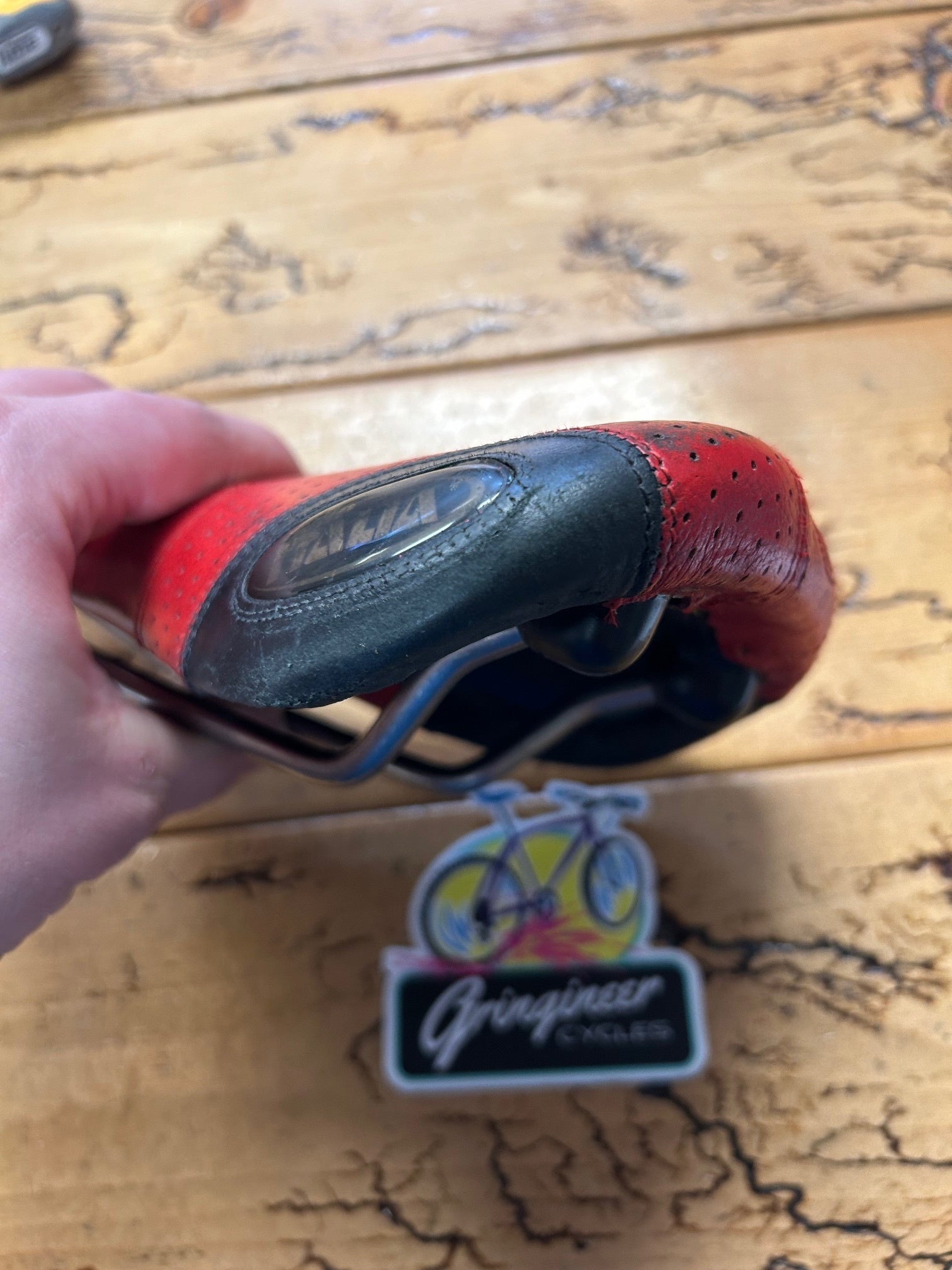 Selle Italia Motion サドル ブラック/レッド Selle Italia Motion