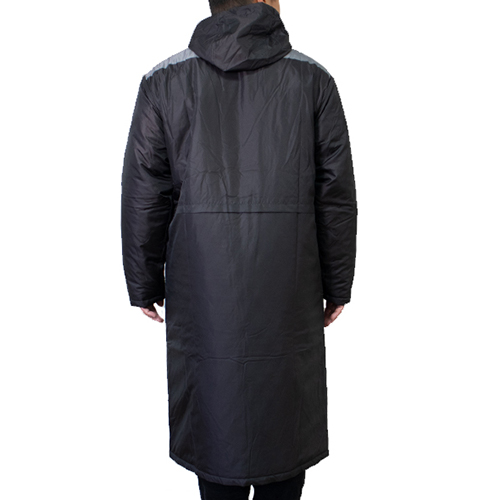 機能性、デザイン性、着心地の良さ、そして実用性を兼ね備えた中綿