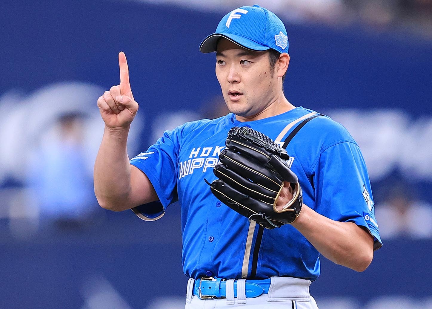 斎藤友貴哉 ブルペン談議は〝不参加〟 代わりにやっていることは | 道