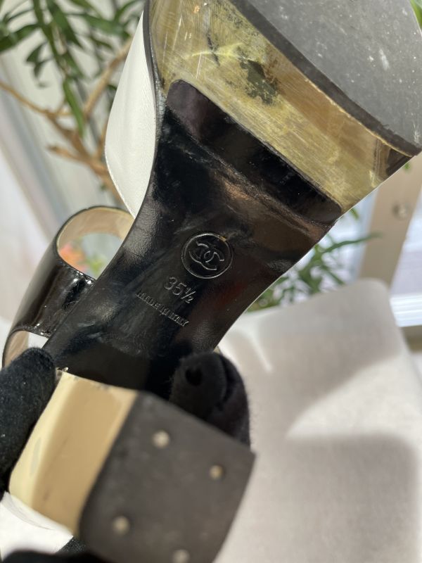 美品】CHANEL シャネル ロゴ クリア ヒール サンダル 35 1/2 レザー