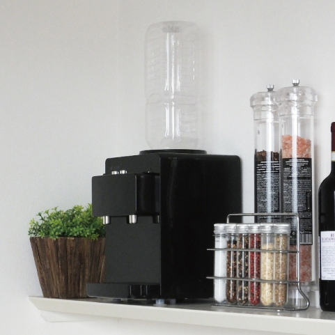 ペットボトル式コンパクトウォーターサーバー