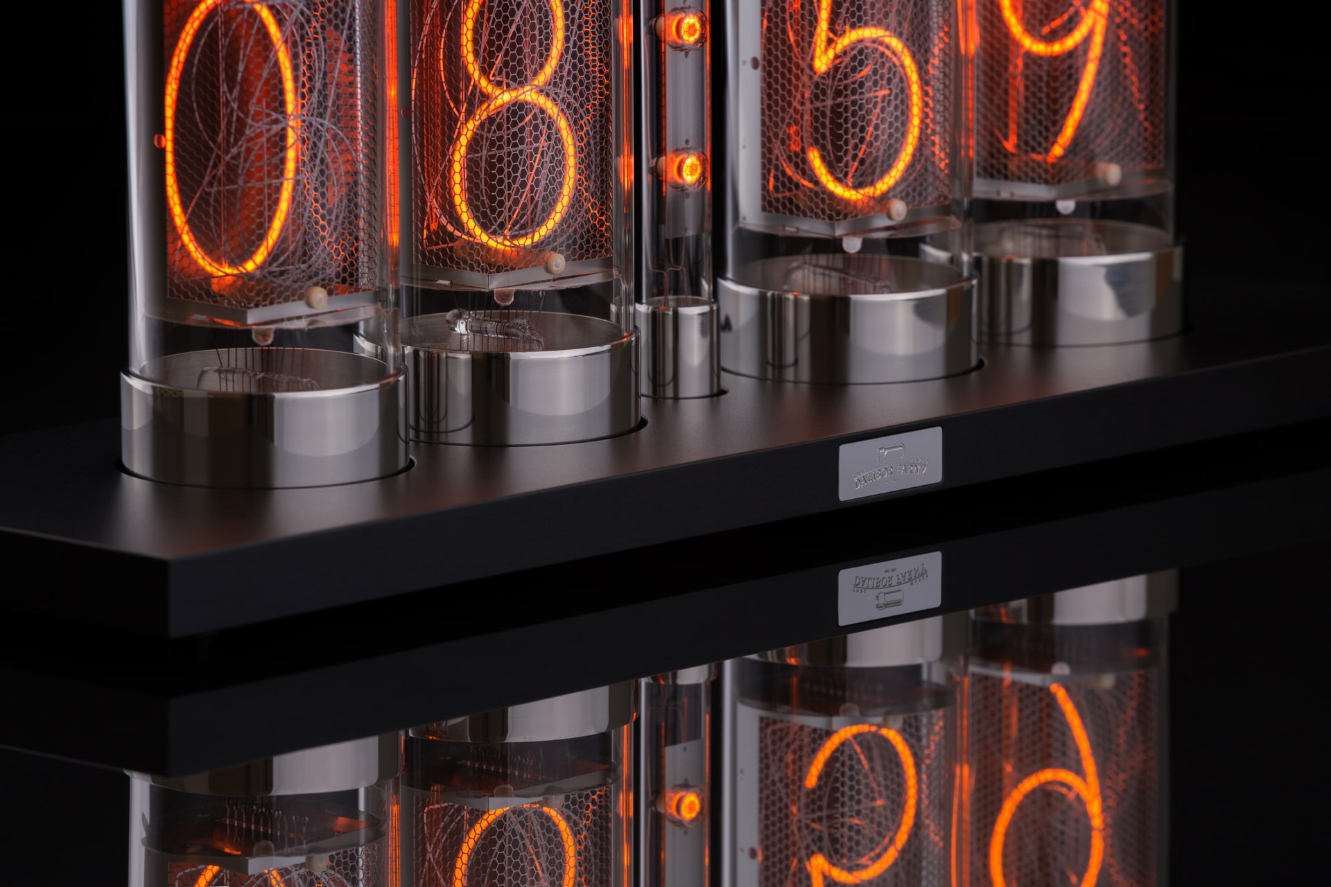 Puri Nixie Clock – Dalibor Farny