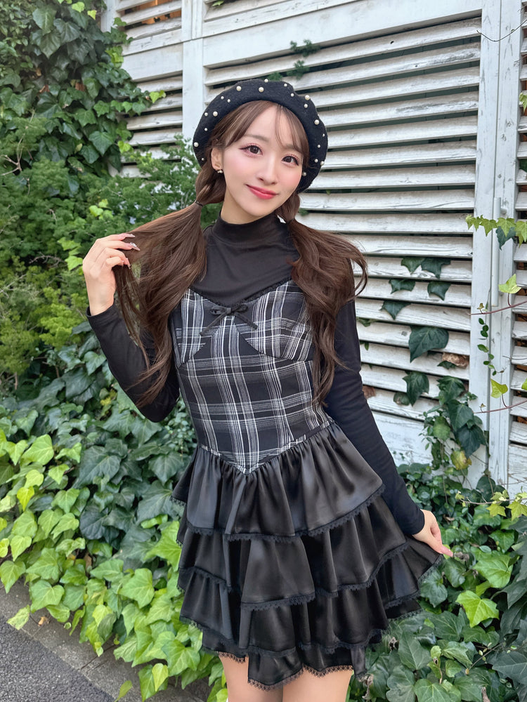 pium チョーカー付きコットンフリル長袖ワンピース ブラックストライプ