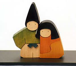 岩淵正・咲子・置物の雛人形：木のおひなさま：季節を楽しむ雑貨