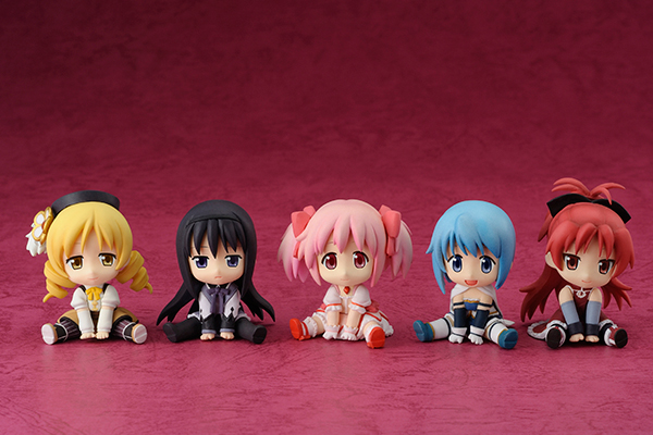 新ディフォルメフィギュアシリーズ「ぺたん娘みにっ」を発表。最初の