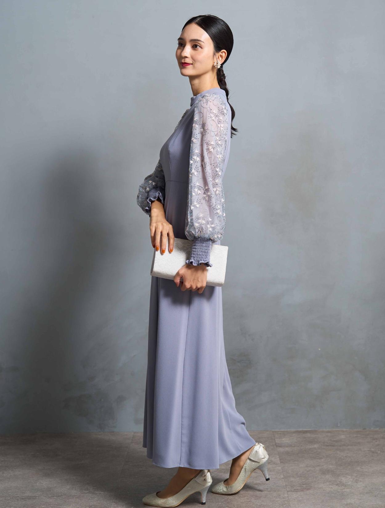 M/L】エンブロイダリーレースドレス（Lグレー）DPSET0627のレンタル