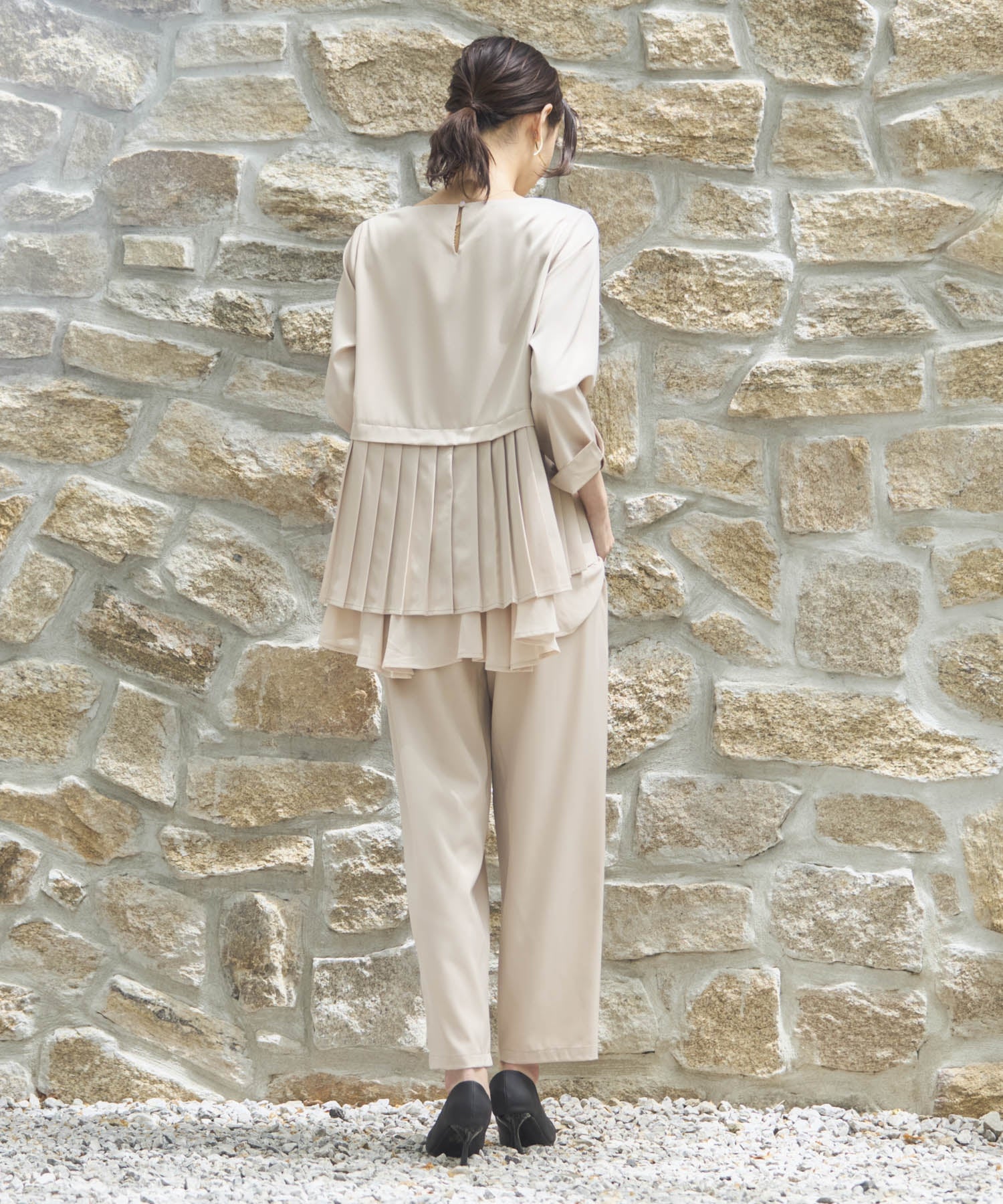 結婚式 パンツドレス セットアップ パーティー プリーツ ベージュ