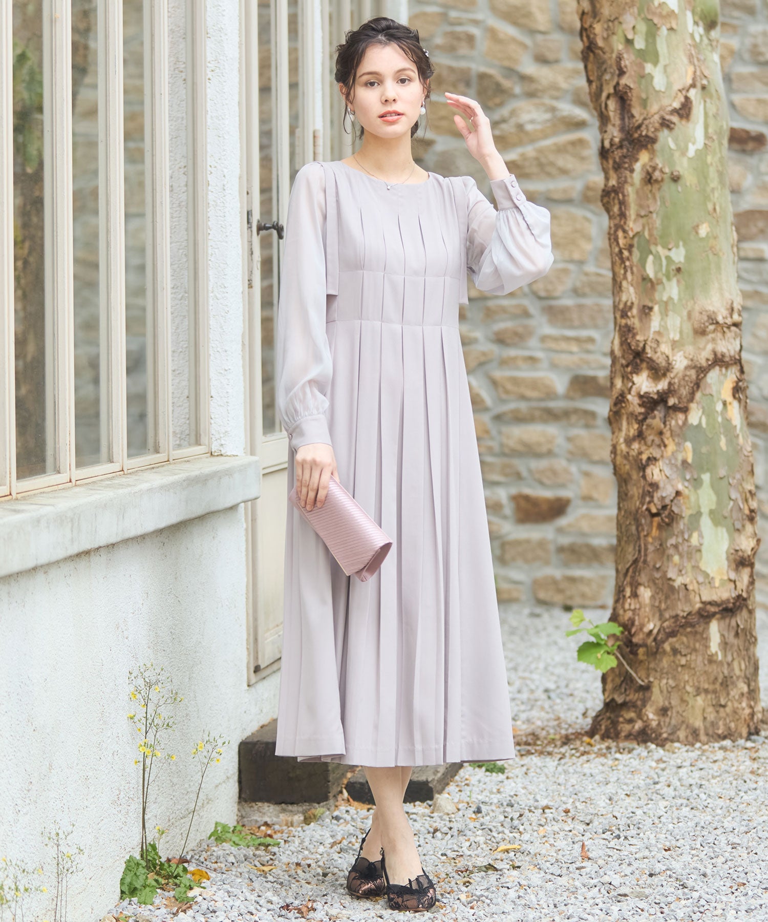 ワンピース ドレス プリーツ Iライン ミモレ丈 ライトグレー – [公式