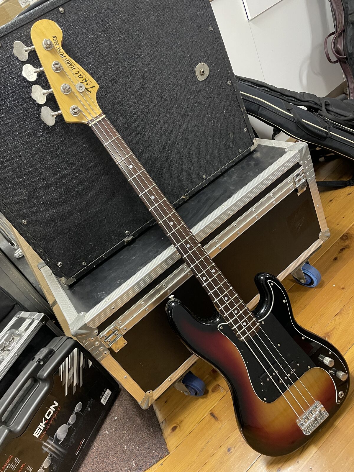 Tokai PB40 Hard Puncher P Bass 1981