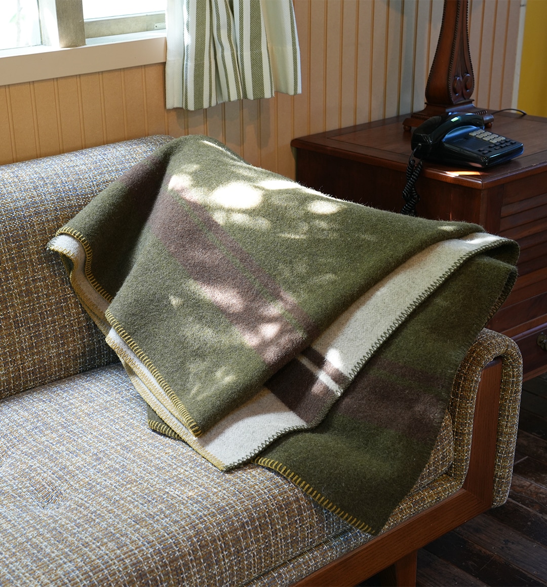 ワンポイントになるファブリック ｜目を引く柄と豊富なカラー