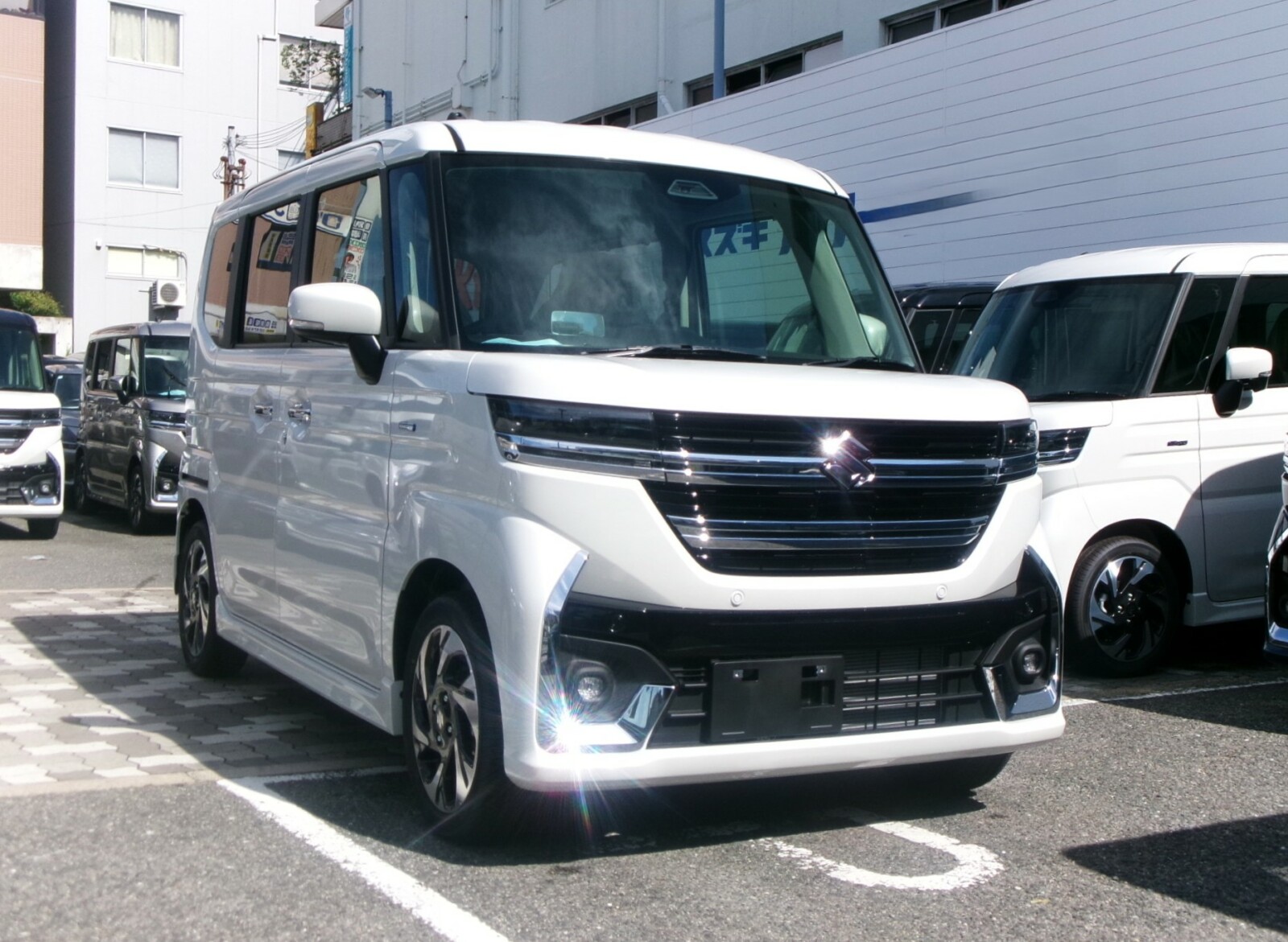 🚘【入庫情報】スペーシアカスタム HYBRID XSターボ（ピュアホワイト