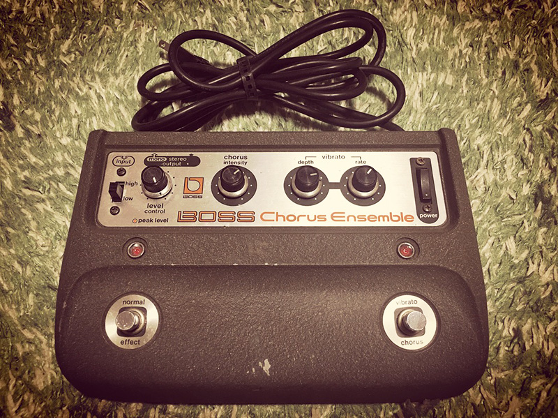 ギター BOSS CE-1 WoodVillage / BOSS CE-1 Chorus Ensemble