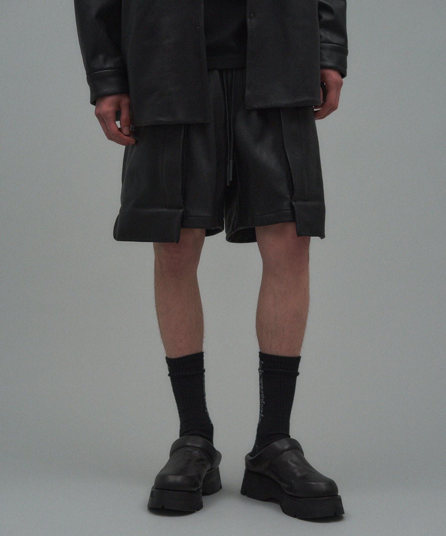 onegravity / レザー カーゴポケットショーツ｜ESTNATION ONLINE STORE