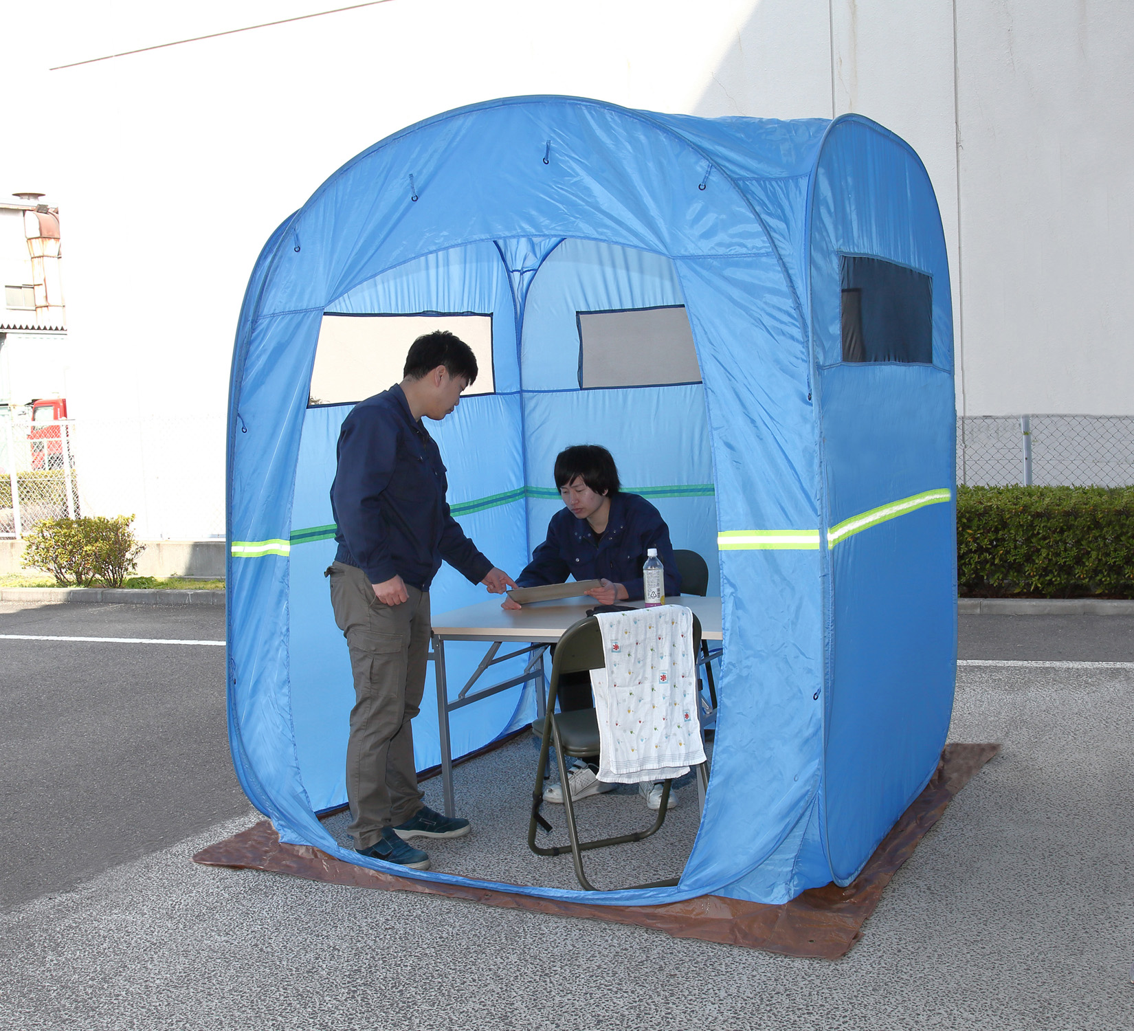 EA915DC-52｜1830x1830x2130mm ワークテント(青)のページ -