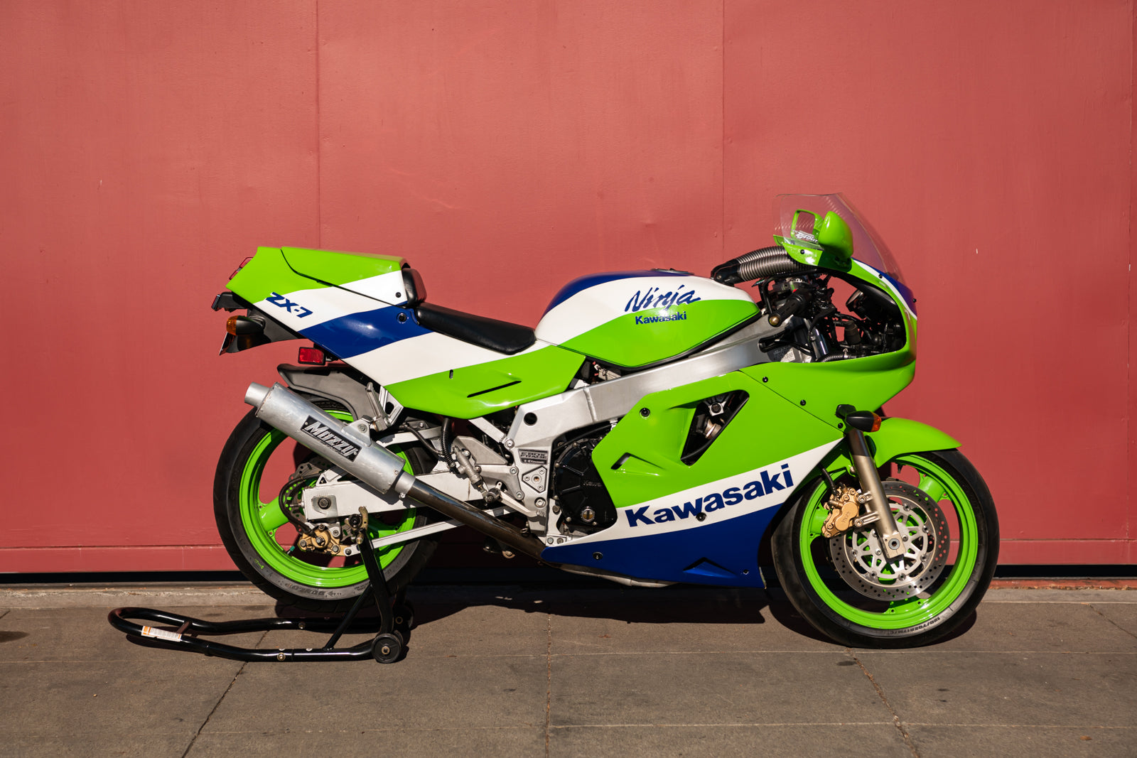 1989 Kawasaki ZX7 [H1] – EuroClassix