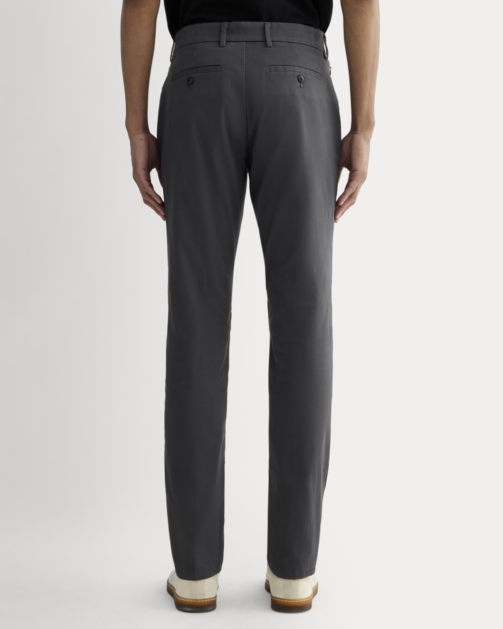 The Transit Chino | Graphite | Slim – Everlane