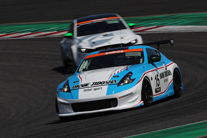 ST-3クラス優勝は15号車岡部自動車Z34（甲野将哉／長島正明／冨田自然