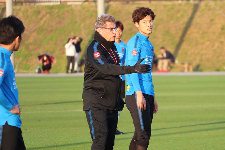 浦和の名将オリヴェイラ、