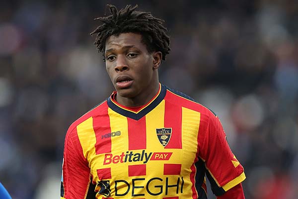 前向きな話し合いが…」マンU新体制初の補強！？デンマーク代表DF獲得で