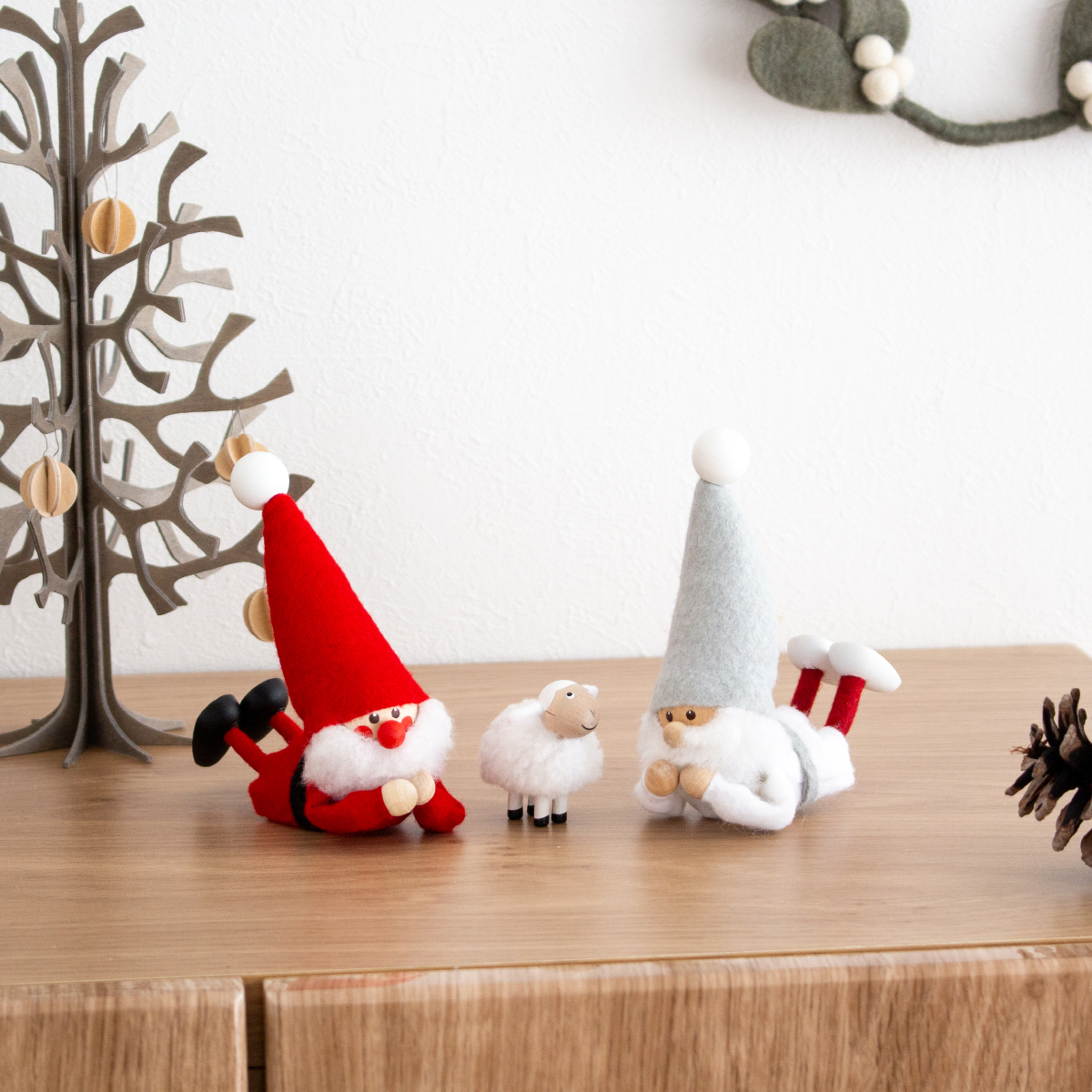 今季完売】ノルディカニッセ 2点 セット 子羊 メリー ＋ 寝転がる