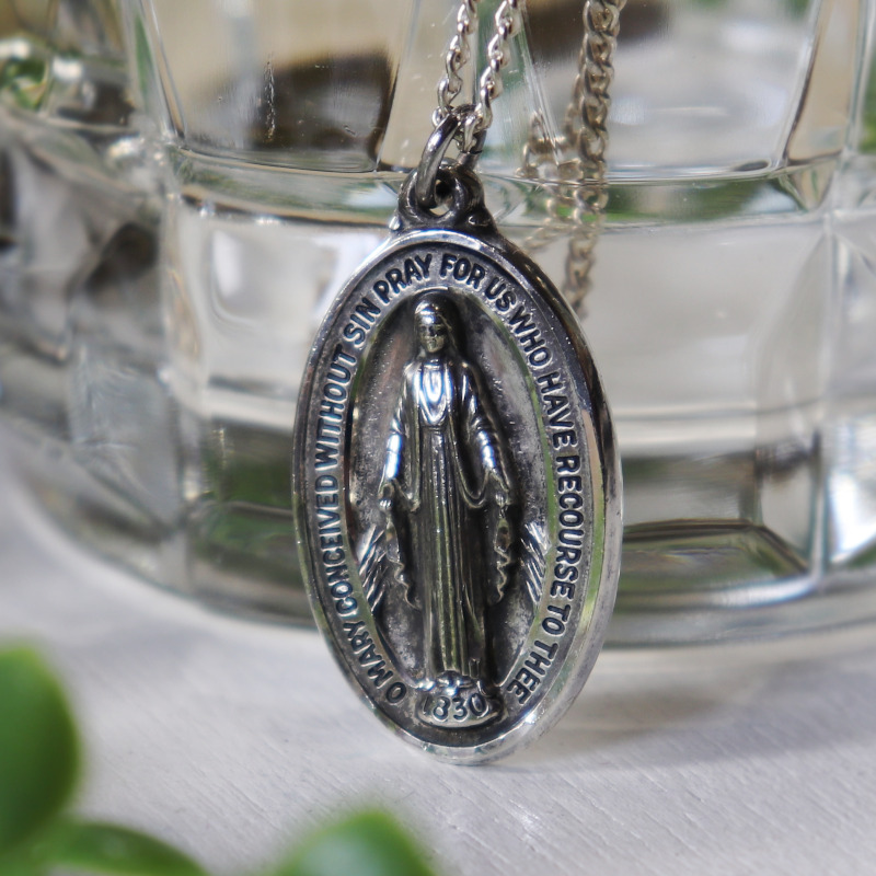 アンティークジュエリー｜USAヴィンテージ不思議のメダイ聖母マリアの