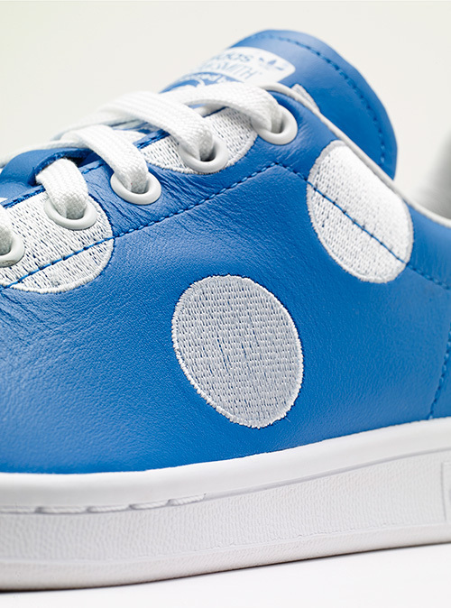 アディダス×ファレル・ウィリアムス、キュートな水玉の「スタンスミス