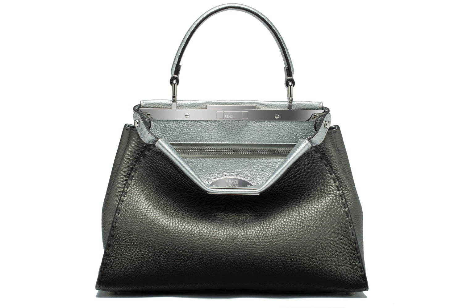 フェンディのバッグ「セレリア ピーカブー」“パウダーピンク”などの