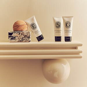 ディプティック“水なし”で使えるハンドウォッシュジェル、ミニサイズの