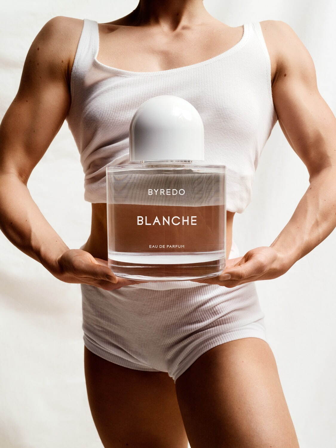 バイレード“白いリネンと石鹸の香り”人気フレグランス「ブランシュ」が