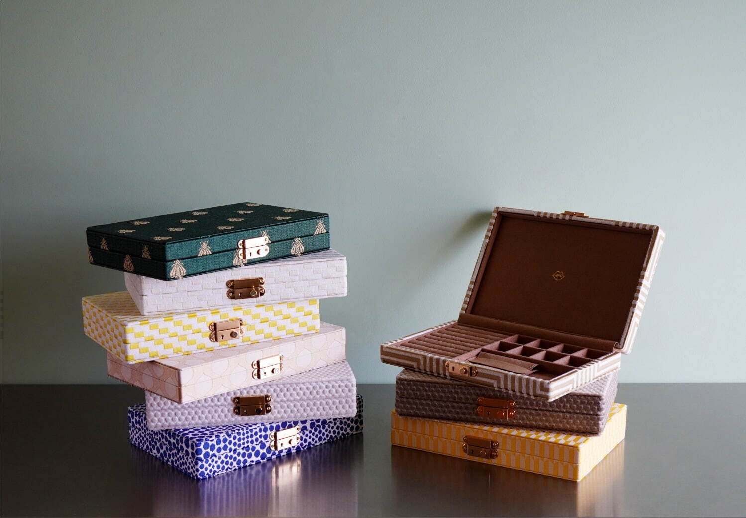 トーカティブの限定ジュエリーボックス＆エメラルドの1点物ジュエリー