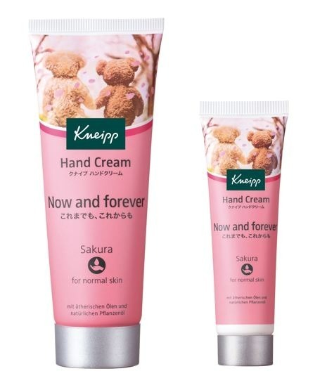 クナイプ バスソルト2022年春限定“サクラ＆スミレ”の香り、花びらの