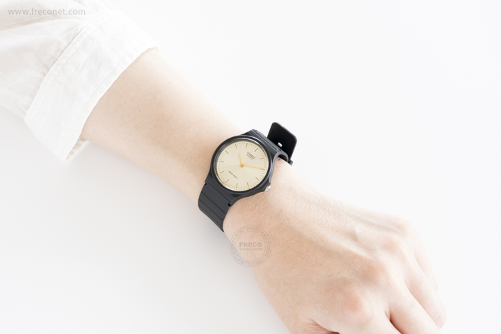 CASIO 腕時計 ラウンド ゴールド（MQ-24-9E）【ネコポスOK】