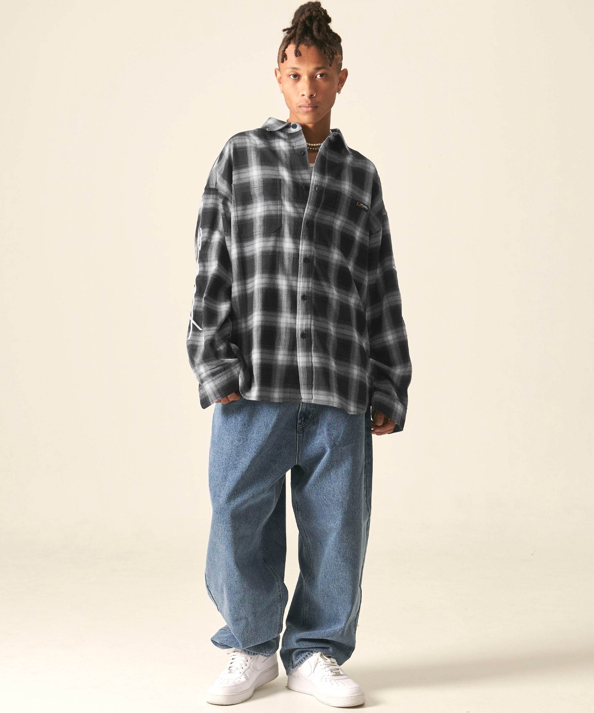 FUBU フブ トップス 長袖チェックシャツ 。FUBUはアメリカの代表的な