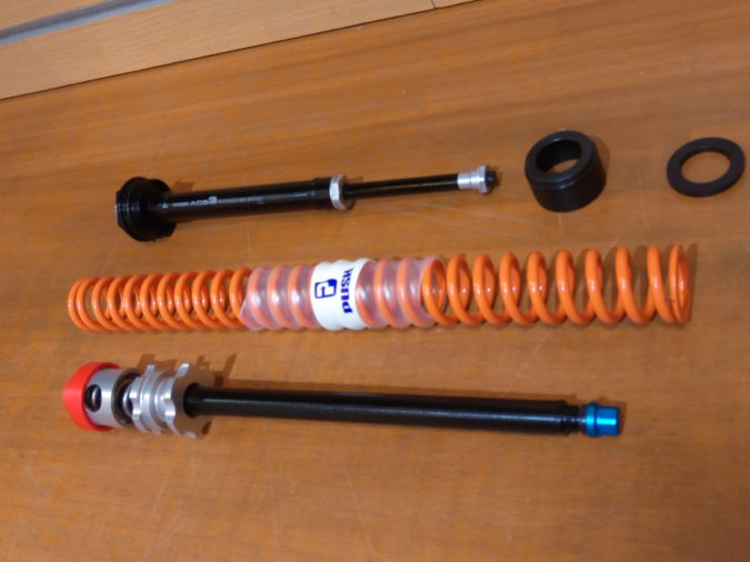 フロントフォークをエアーからコイルへ。PUSH「ACS 3 KIT」 | 風魔横浜