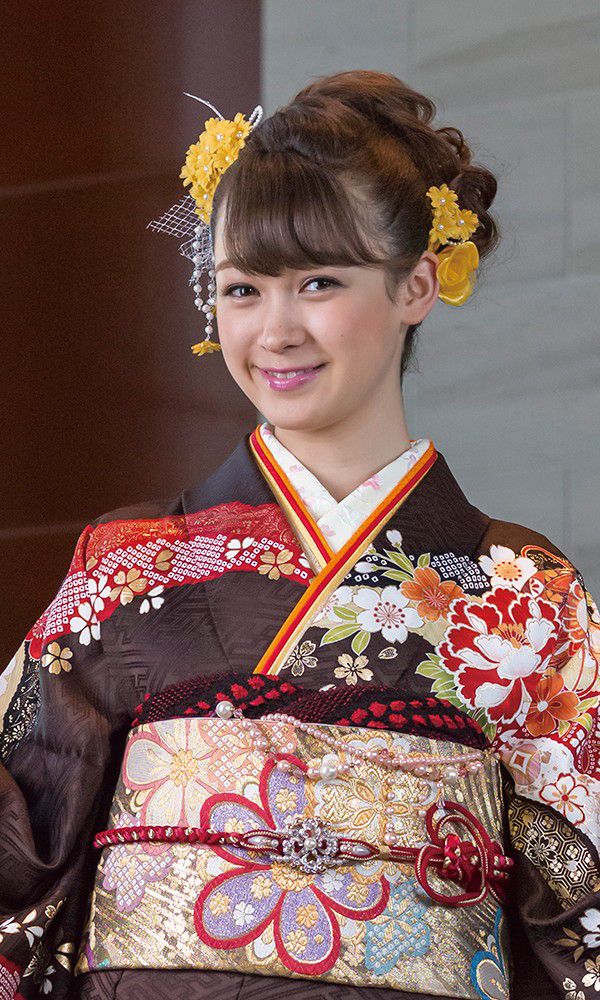 京友禅振袖・茶色・チョコレート┃かわいい古典【菊京屋】