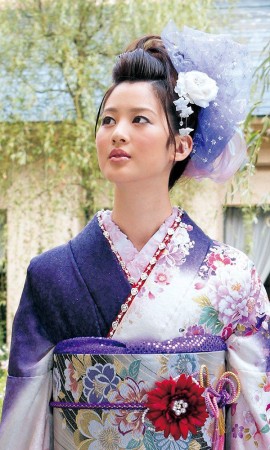 京友禅振袖・紫地・個性的┃かわいい古典【菊京屋】