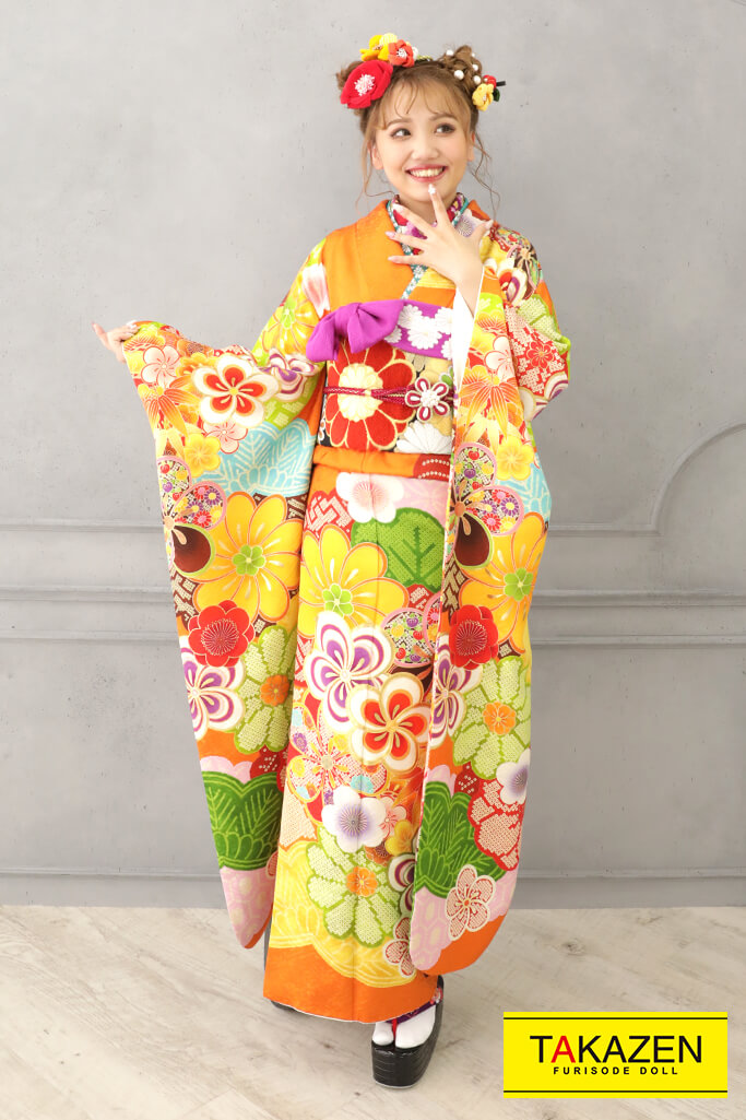 レトロ古典 オレンジ/グリーン(緑色) 花柄/現代柄 個性的 目立つ振袖