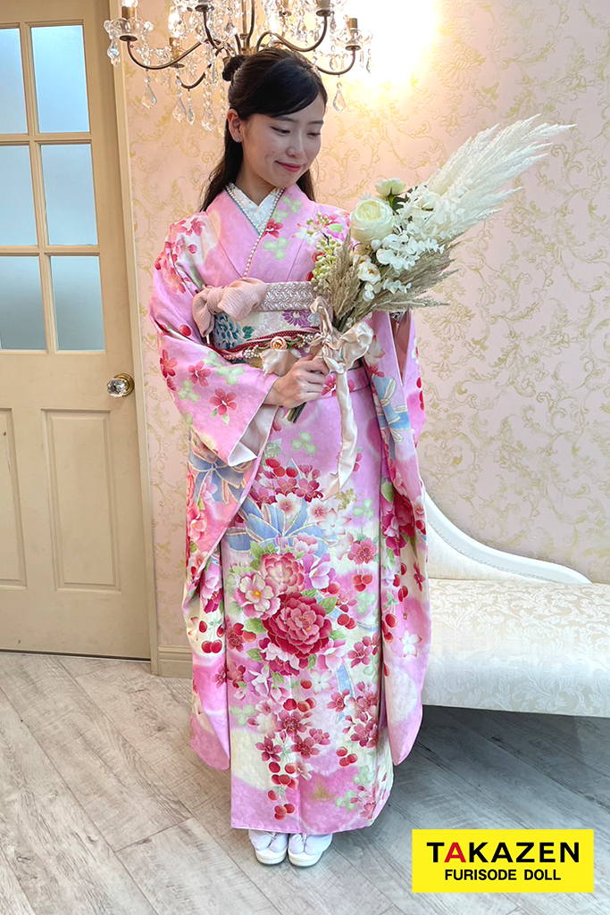 人気急上昇のLIZLISA(リズリサ)風振袖のご紹介🎀｜成⼈式の振袖ネット