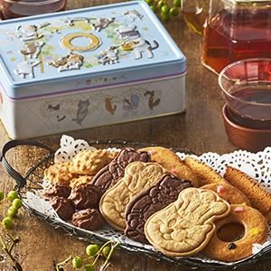 泉屋東京店 葛飾北斎 凱風快晴 アート缶 洋菓子 | G-Callショッピング