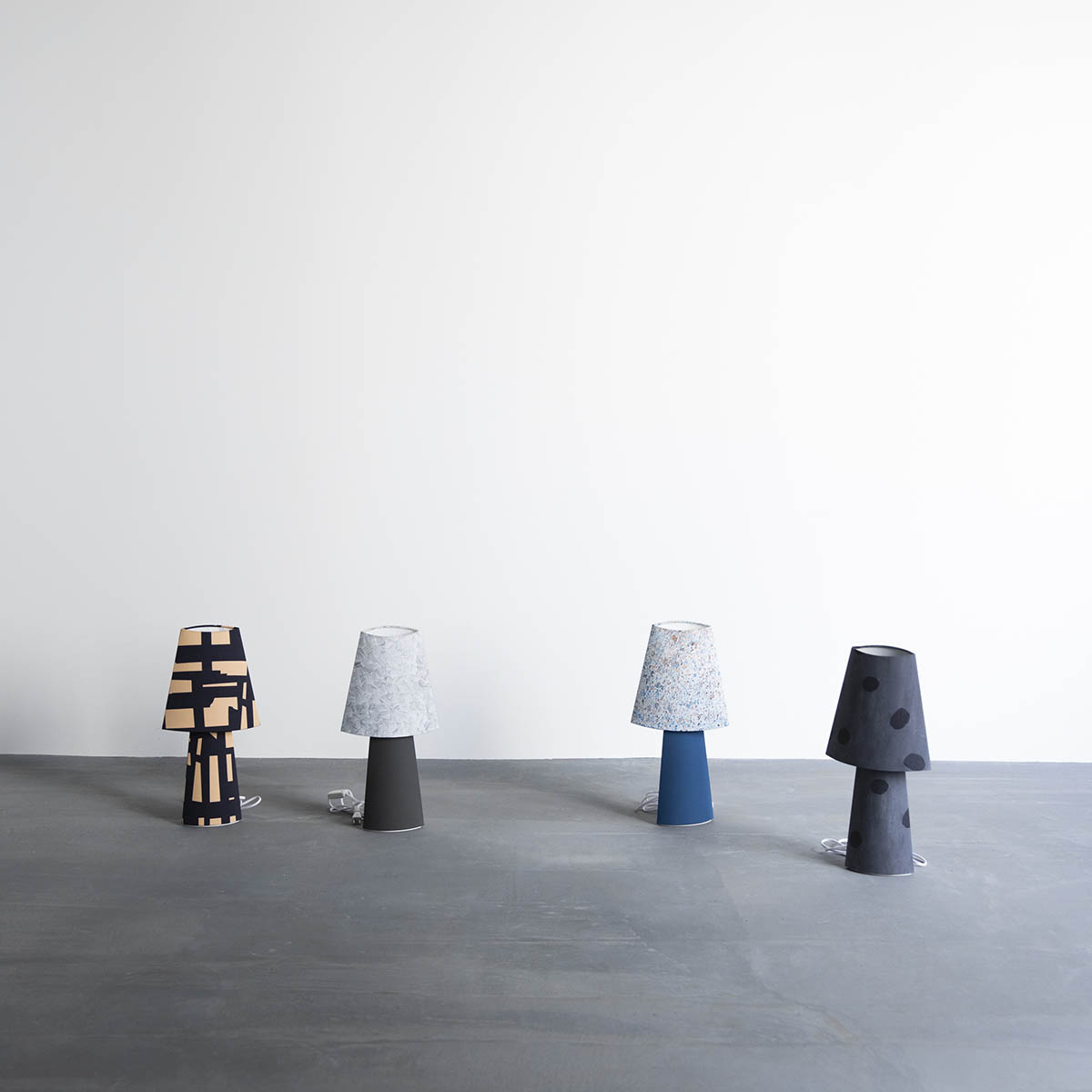 スタンドライト - RATTA RATTARR - weeksdays