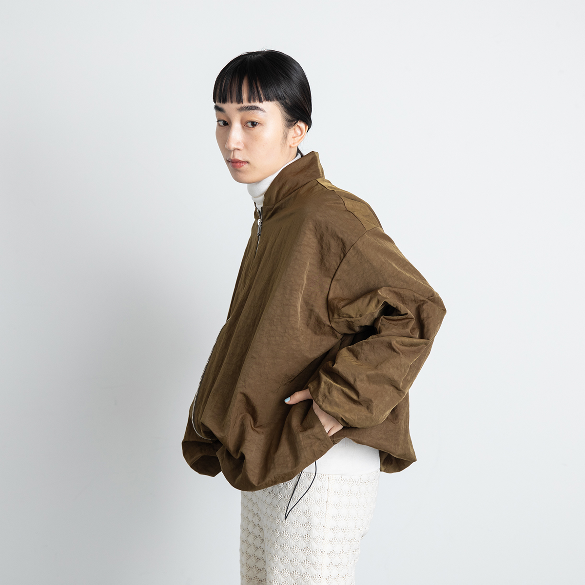 ALWELのボンバージャケット こんなコーディネートで 02 伊藤まさこ