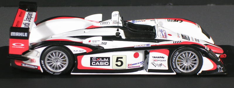 特価 Spark 1/18 アウディR8 チーム郷 2004 LM Winner Spark (1⁄18