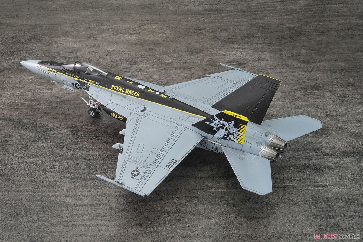 US Navy Carrier Fighter F/A-18E Super Hornet VFA-27 Royal Maces