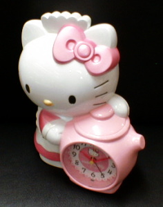 ハローキティ」おしゃべり目覚まし時計