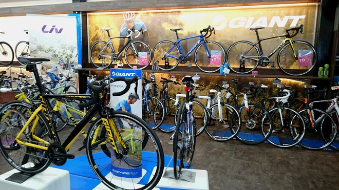 GIANT☆PROPEL SLR2入荷しました♪♪ | コンズサイクルのスタッフ