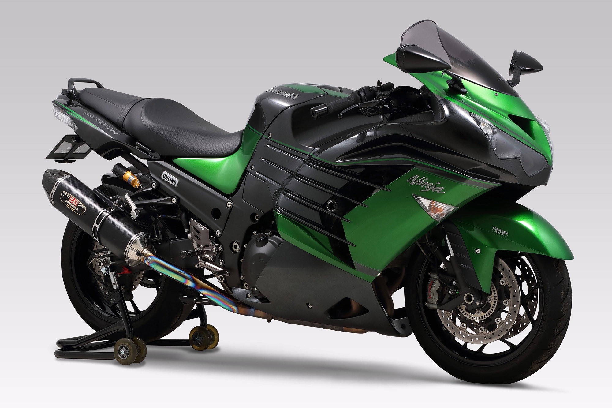 ヨシムラジャパンが、Ninja ZX-14R用ステップキットX-TREADを発売開始