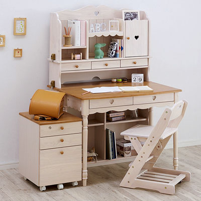 収納力抜群！ハイタイプの学習机をご紹介！ - 家具通販わくわくランド