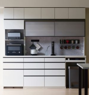 パモウナ《Pamouna》食器棚